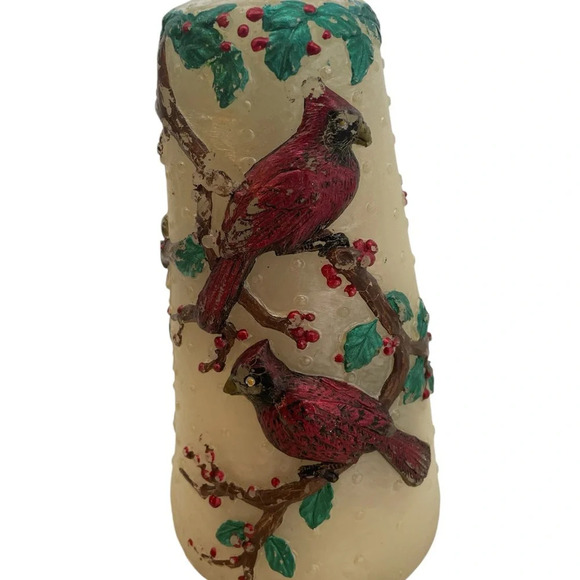 Vintage Christmas Pillar Candle with 3D Birds, Winter Tree & Berry Design - Picture 3 of 9